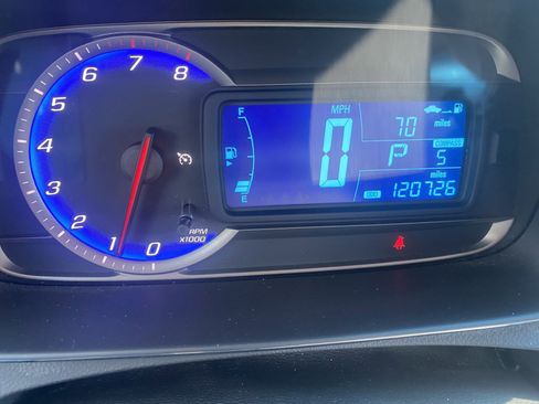 Used 2016 Chevrolet Trax LTZ AWD/4WD image 14