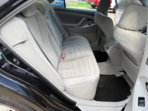 Used 2007 Toyota Camry SE image 16