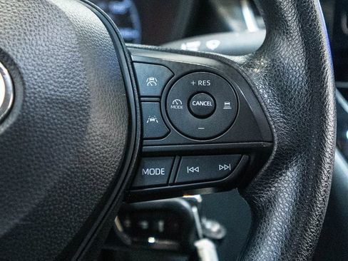 Used 2024 Toyota Corolla LE FWD image 19