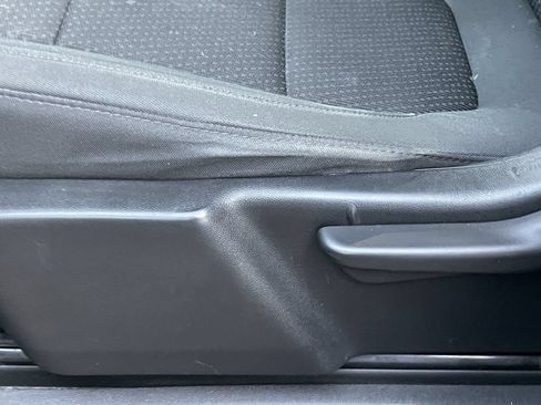 Used 2021 Chevrolet Silverado 1500 Custom RWD image 11