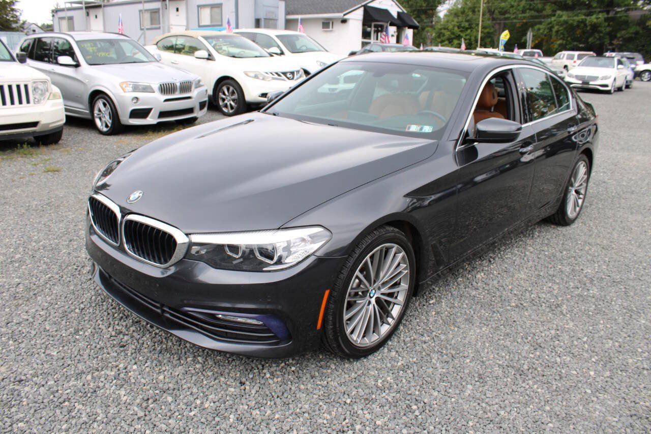 Used 2017 BMW 530i xDrive AWD/4WD image 2