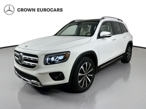 Certified 2022 Mercedes-Benz GLB 250 4MATIC image 1