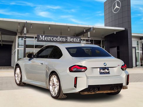 Used 2025 BMW M2 w/ Lighting Package image 4
