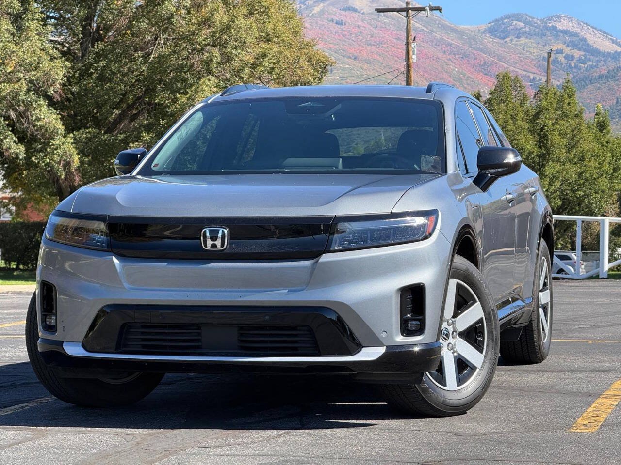 Used 2024 Honda Prologue Touring image 1