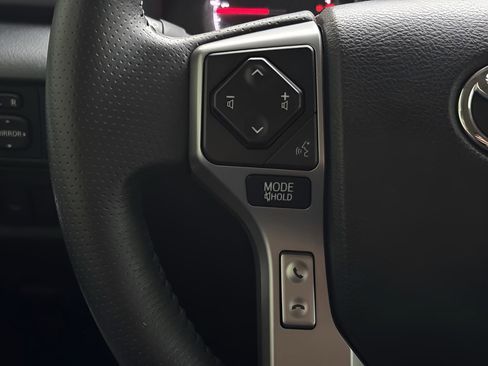 Used 2020 Toyota 4Runner Limited image 30