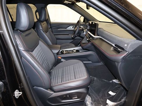 New 2026 Ford Explorer ST-Line w/ ST-Line Street Pack AWD/4WD image 19