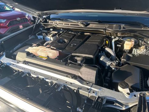 Used 2023 Toyota Tundra Limited image 44