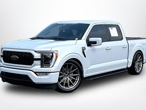 Used 2021 Ford F150 Lariat RWD image 3
