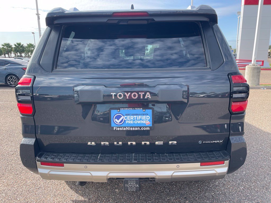 Used 2025 Toyota 4Runner Limited AWD/4WD image 4