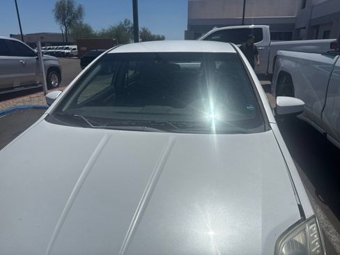 Used 2012 Nissan Sentra 2.0 S FWD image 19