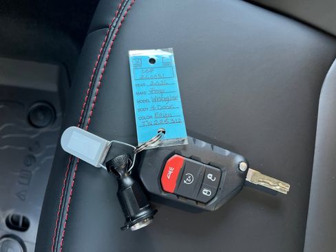 New 2026 Jeep Wrangler Unlimited Rubicon 392 w/ Quick Order Package 27X Moab image 30