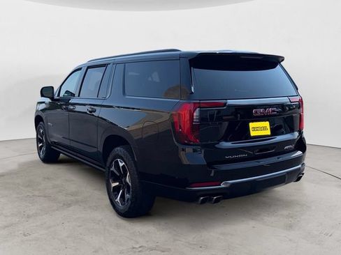 Certified 2025 GMC Yukon XL AT4 w/ AT4 Premium Package AWD/4WD image 7