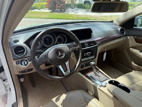 Used 2014 Mercedes-Benz C 250 Coupe image 11