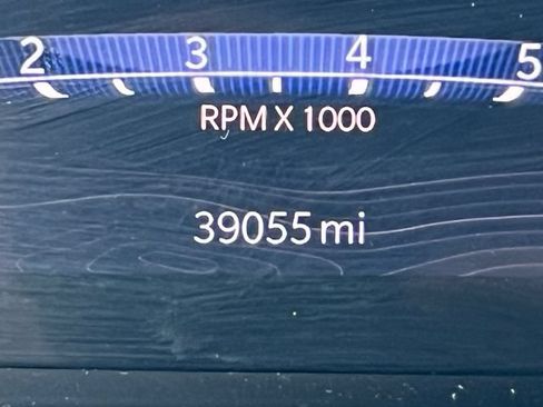 Used 2025 Jeep Grand Cherokee Laredo X w/ Luxury Tech Group I AWD/4WD image 7