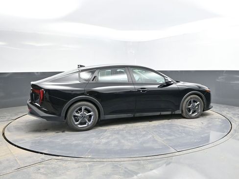 Used 2025 Kia K4 LXS image 8