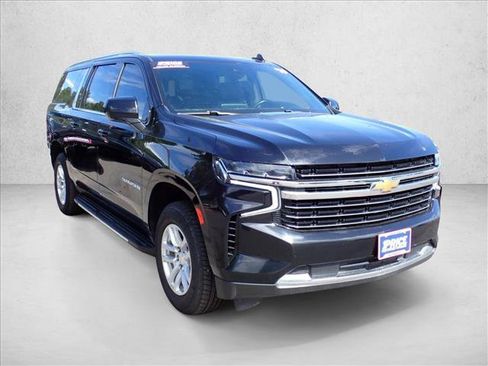 Used 2021 Chevrolet Suburban LT AWD/4WD image 6