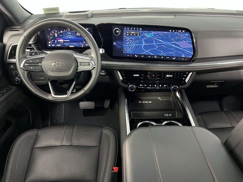 Used 2025 Chevrolet Tahoe RST image 13