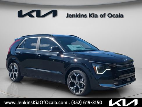 New 2025 Kia Niro EX Touring image 1