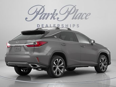 Used 2017 Lexus RX 350 FWD image 3