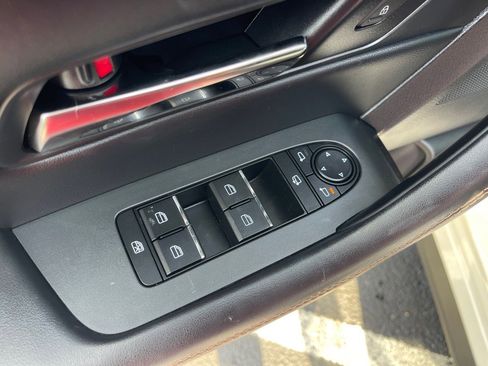 Used 2025 MAZDA CX-70 3.3 Turbo S w/ Premium Package image 8