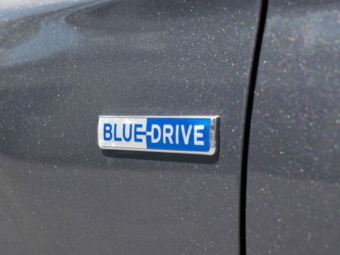 Used 2018 Hyundai Ioniq Blue FWD image 12