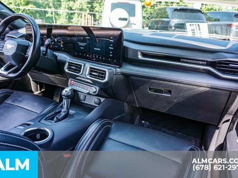 Used 2025 Ford Mustang Premium RWD image 24
