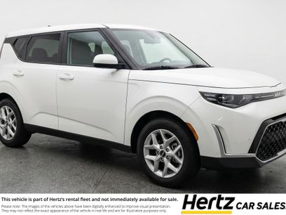Used 2025 Kia Soul LX w/ LX Technology Package