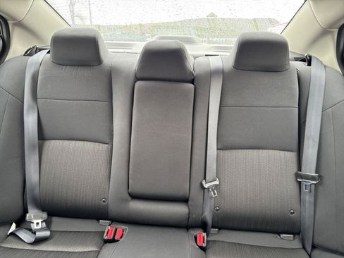 Used 2025 Nissan Altima 2.5 SV FWD image 36