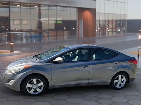 Used 2012 Hyundai Elantra GLS w/ Preferred Pkg 3 image 3