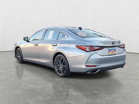 Used 2023 Lexus ES 350 w/ Premium Package image 7