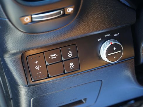 Used 2016 Kia Soul ! w/ Premium Package FWD image 12