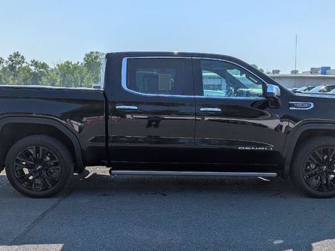 Used 2021 GMC Sierra 1500 Denali w/ Denali Premium Package AWD/4WD image 5