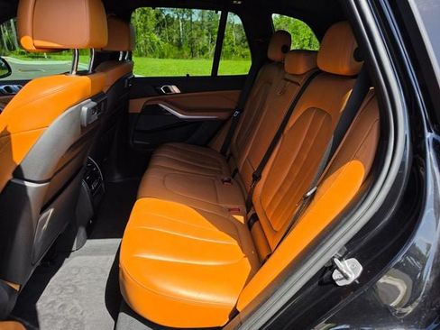 Used 2022 BMW X5 M50i w/ Executive Package AWD/4WD image 10
