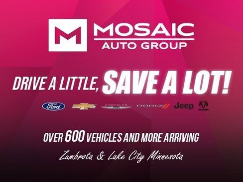 Used 2024 GMC Yukon Denali Ultimate image 2