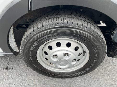 Used 2023 Ford Transit 250 Medium Roof AWD image 13