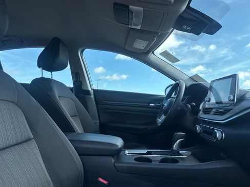 Certified 2025 Nissan Altima 2.5 SV FWD image 25