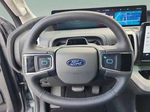 New 2025 Ford Expedition Active AWD/4WD image 10