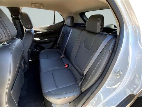 Used 2025 Buick Encore GX Preferred FWD image 22