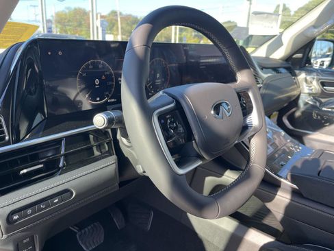 New 2026 INFINITI QX80 Luxe w/ Cargo Package image 11