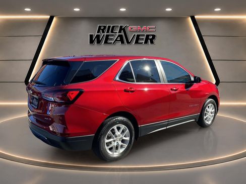 Used 2024 Chevrolet Equinox LT AWD/4WD image 7