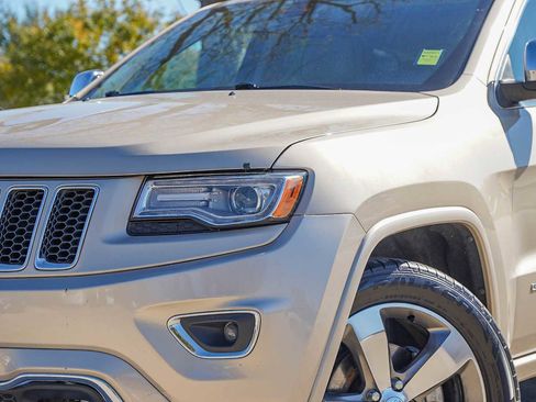 Used 2015 Jeep Grand Cherokee Overland image 3