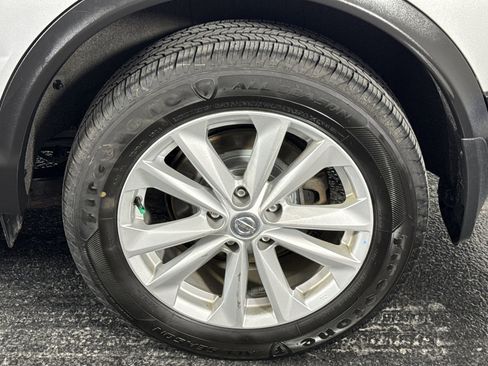 Used 2017 Nissan Rogue Sport S w/ S Appearance Package image 14