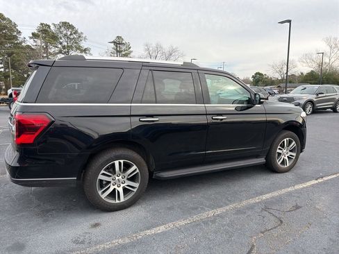 Used 2024 Ford Expedition Limited image 6