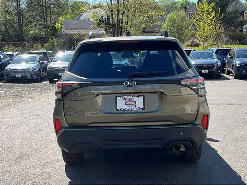 Certified 2025 Subaru Forester Premium AWD/4WD image 6