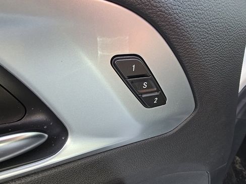 New 2026 Chrysler Pacifica Limited w/ S Appearance Package image 10