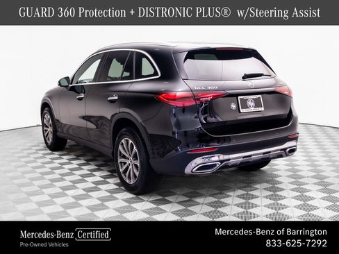 Used 2023 Mercedes-Benz GLC 300 4MATIC image 3