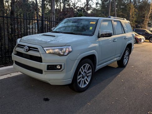 Certified 2023 Toyota 4Runner TRD Sport image 4