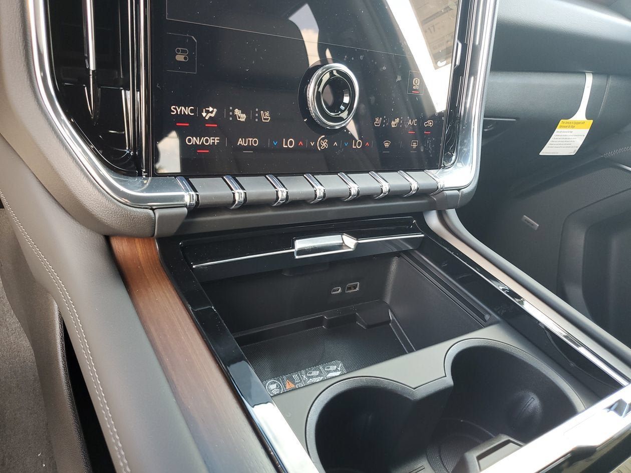 New 2026 GMC Yukon Denali RWD image 23