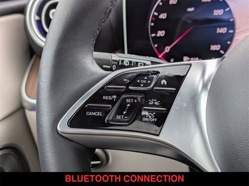 Used 2025 Mercedes-Benz GLC 300 GLC 300 image 8