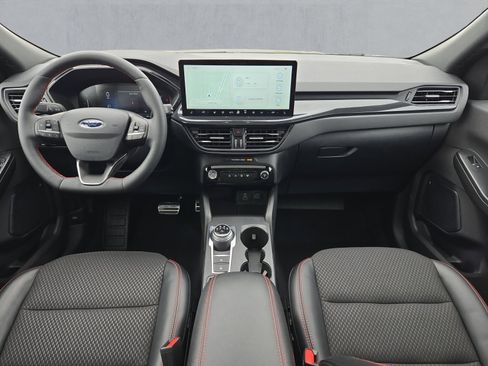Used 2024 Ford Escape ST-Line w/ Tech Pack #1 AWD/4WD image 9